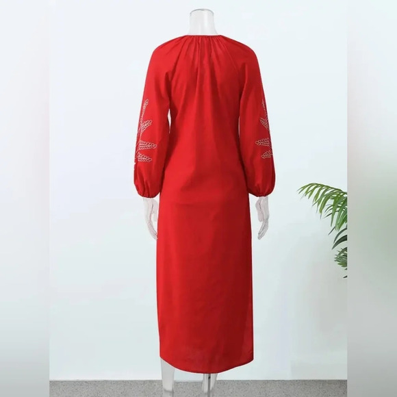 Bornladies Fashion embroidered linen red dress. Small. - Picture 4 of 7